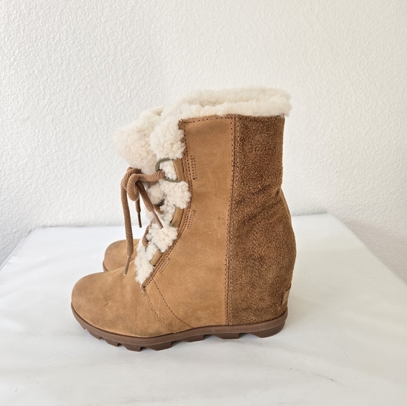 Sorel Joan Of Arctic Shearling Hidden Wedge II Lace-up Waterproof Boots Size 9 - Picture 3 of 16